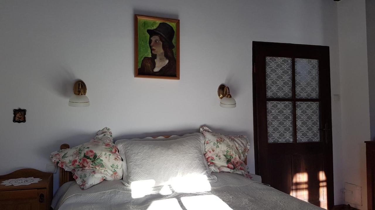 Cziróka Vendégház Tolcsva Exterior foto