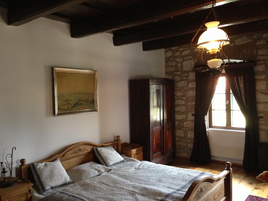 Cziróka Vendégház Tolcsva Habitación foto